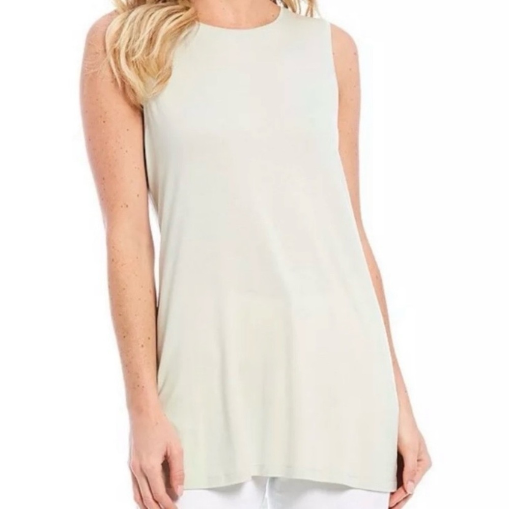 EILEEN FISHER NWT Green Mist
Crew Neck Long Tank | Medium